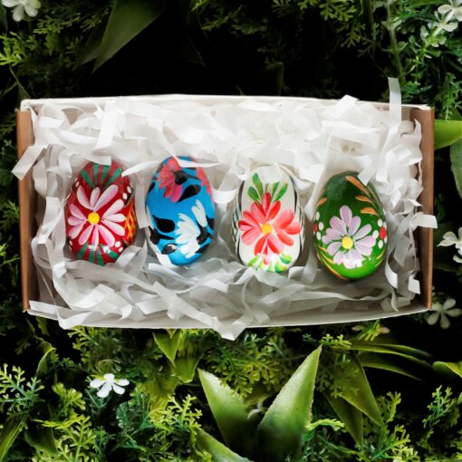 Set of medium wooden Easter eggs - spring flowers Mg 2385 scaled