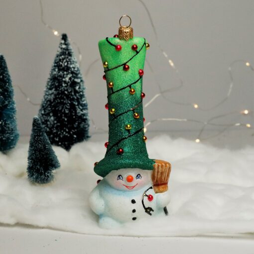 Komozja - Snowmen - Leprechaun snowman Mg 2657 scaled
