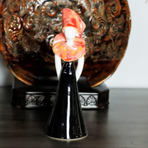 Ceramic Ladies - Lady in black with an orange collar (Kopia) Mg 3202 scaled
