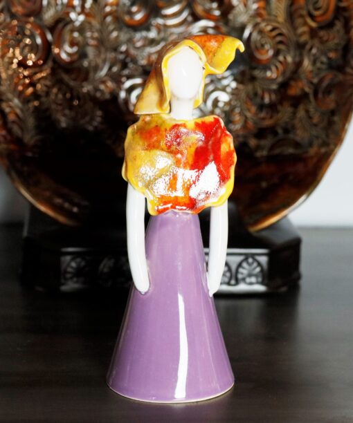 Damy ceramiczne - Dama w fioletowej sukience  Mg 3208 scaled