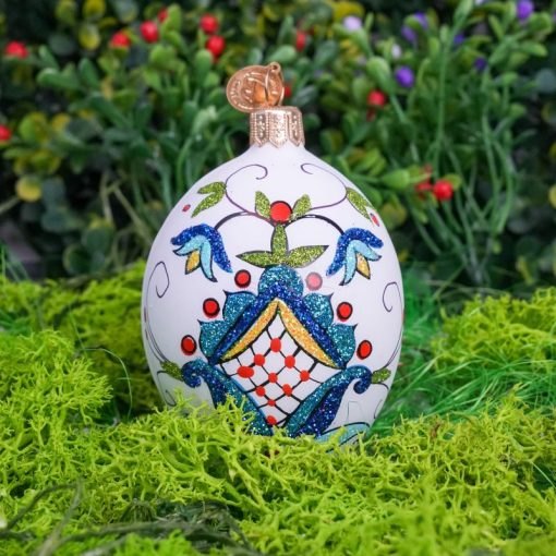 Kashubian medium Egg – Żukowo Style S6 bombkarnia scenografia 36