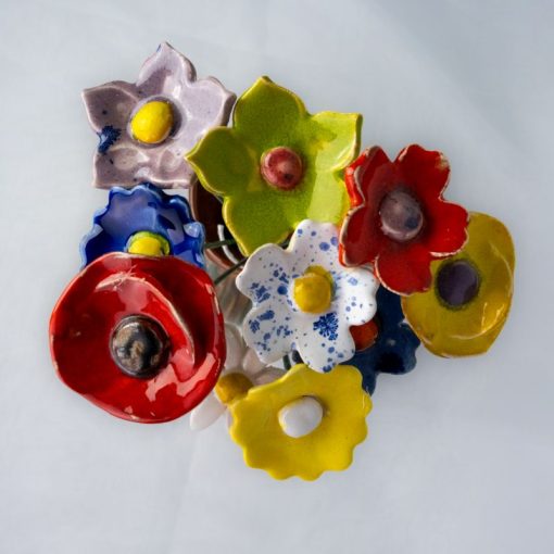 Ceramiczny kolorowy bukiet S8 bombkarnia scenografia 014