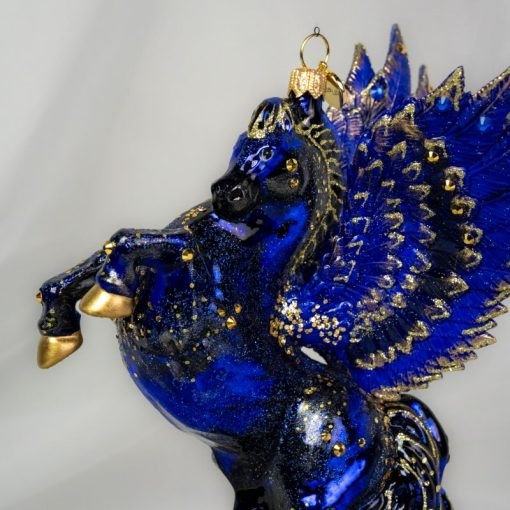 Jewelery collection - Jewelery pegasus blue S8 bombkarnia scenografia 034