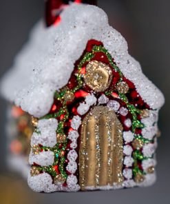 Snow-Covered Christmas Cottage  Bombkarnia 1225 071