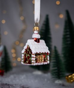 Snow-Covered Christmas Cottage  Bombkarnia 1225 080